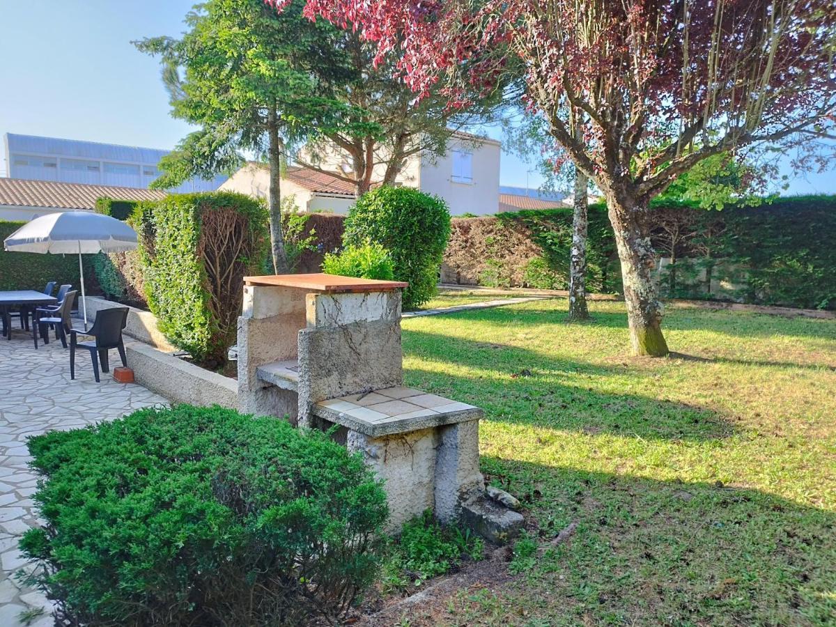 Maison La Garenne Royan Esterno foto